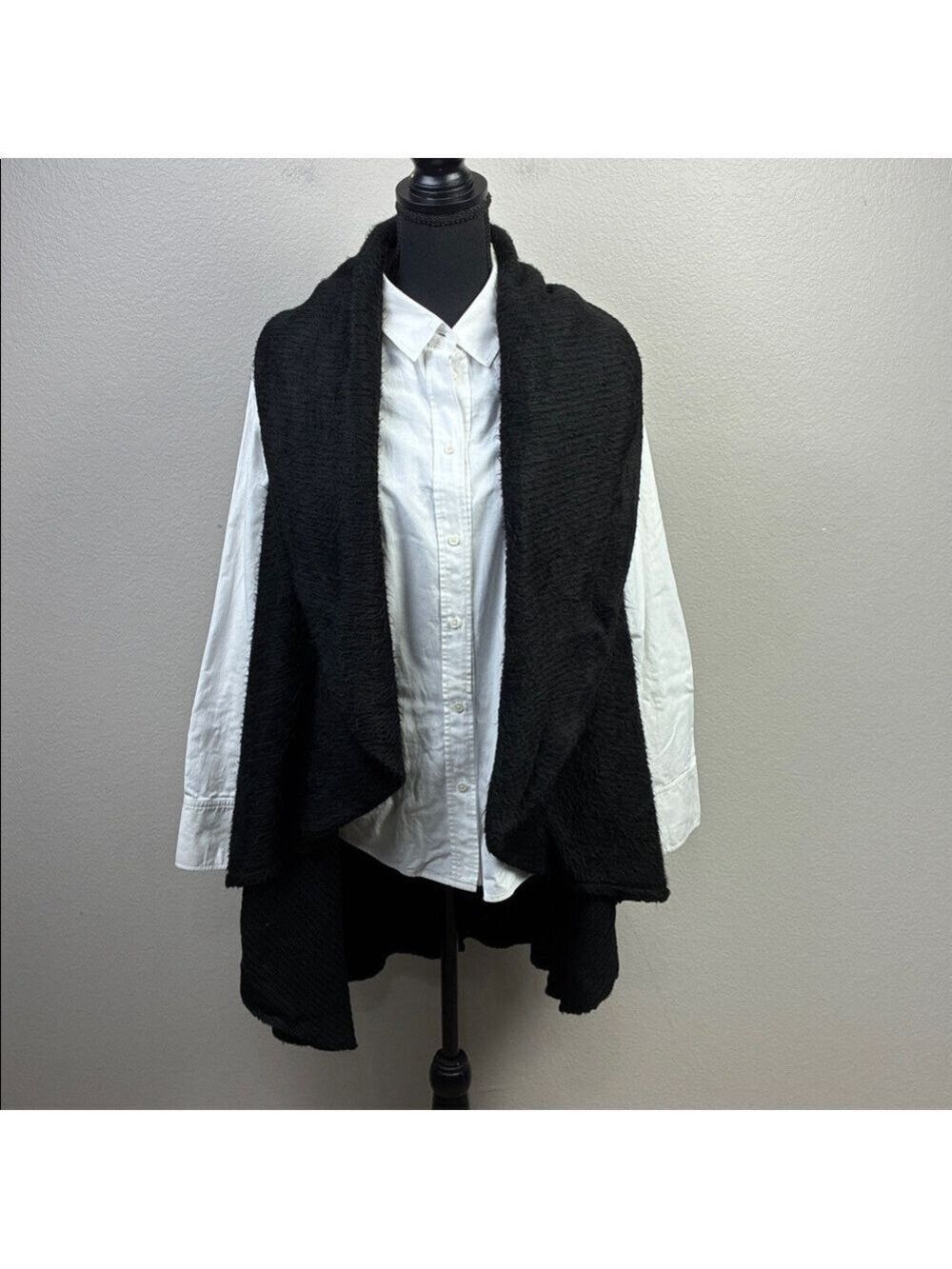 Alice + Olivia Vest Black Faux Fur Knit Waterfall Cardigan Open Front L